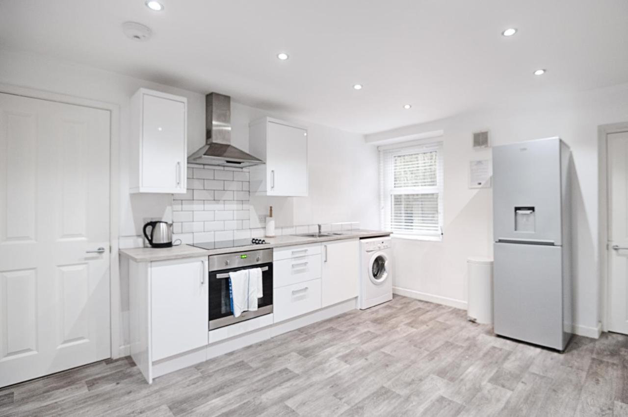 Parking, Smart Tv'S In All Rooms! Swansea Bagian luar foto