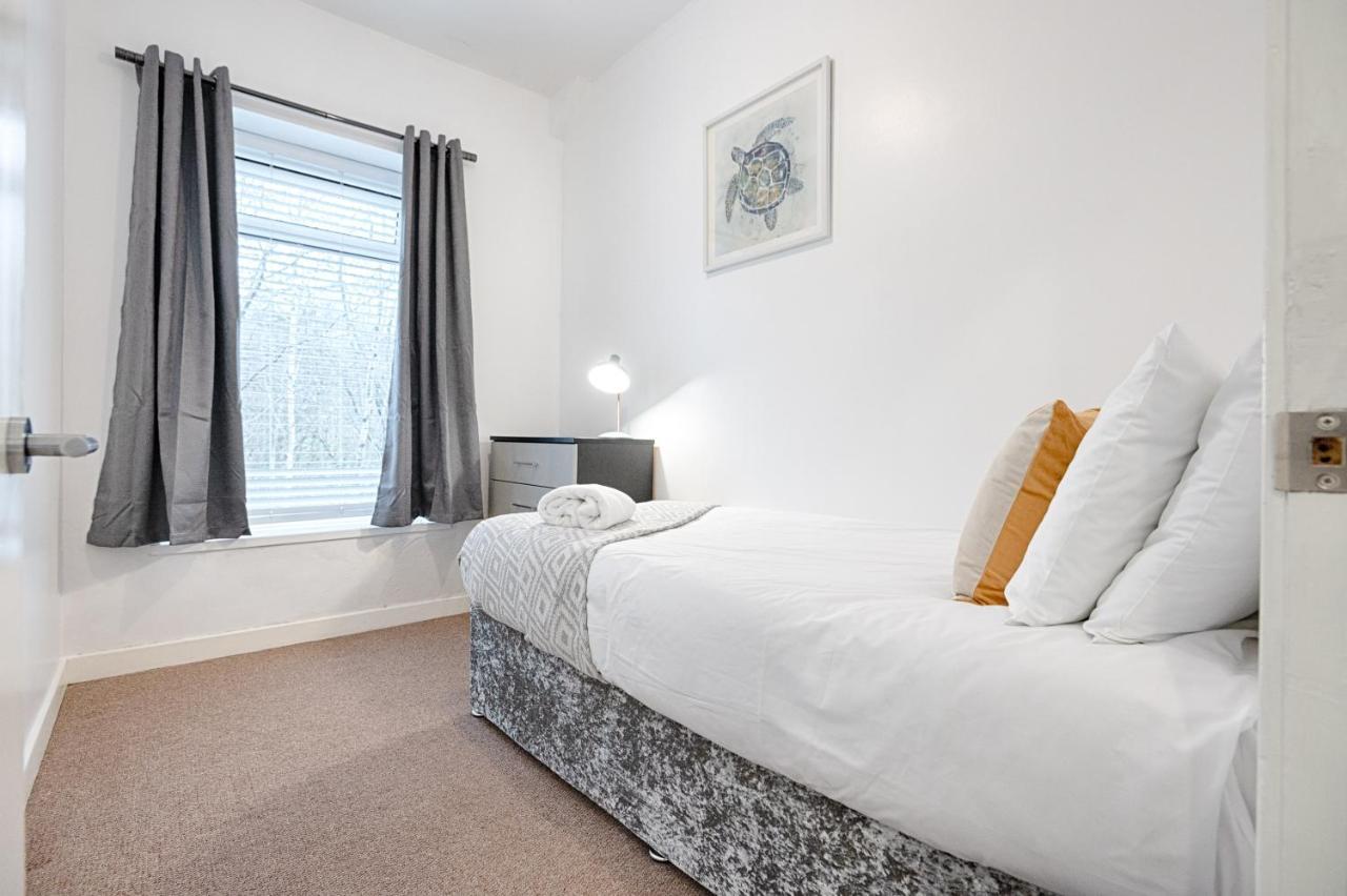 Parking, Smart Tv'S In All Rooms! Swansea Bagian luar foto