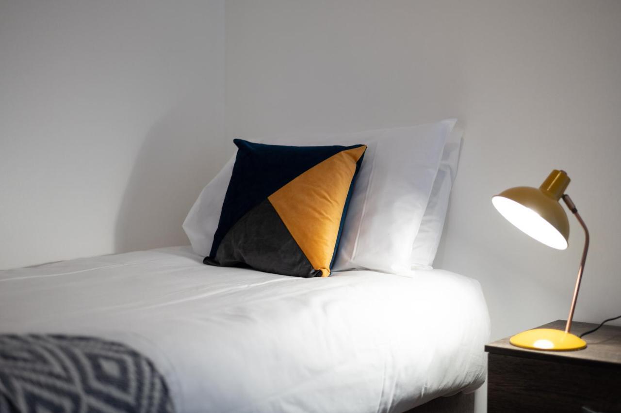 Parking, Smart Tv'S In All Rooms! Swansea Bagian luar foto